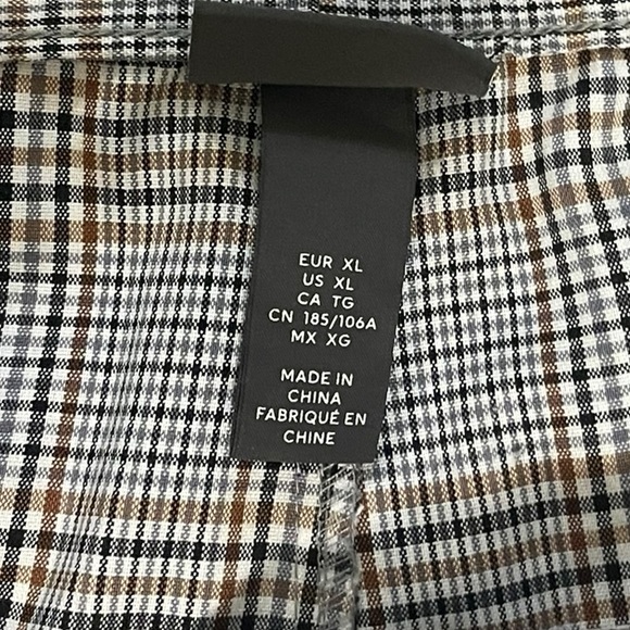 H&M Men's Black and White Checkered Dress Pants - Picture 3 of 3